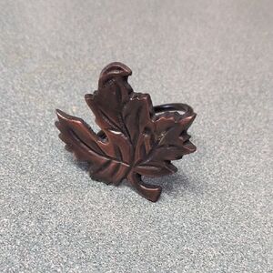 Leaf Shaped Brown Ring
